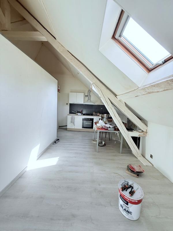 Maison - 250 m² - 6 pièces