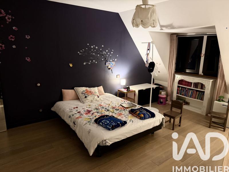 Maison - 280 m² - 7 pièces