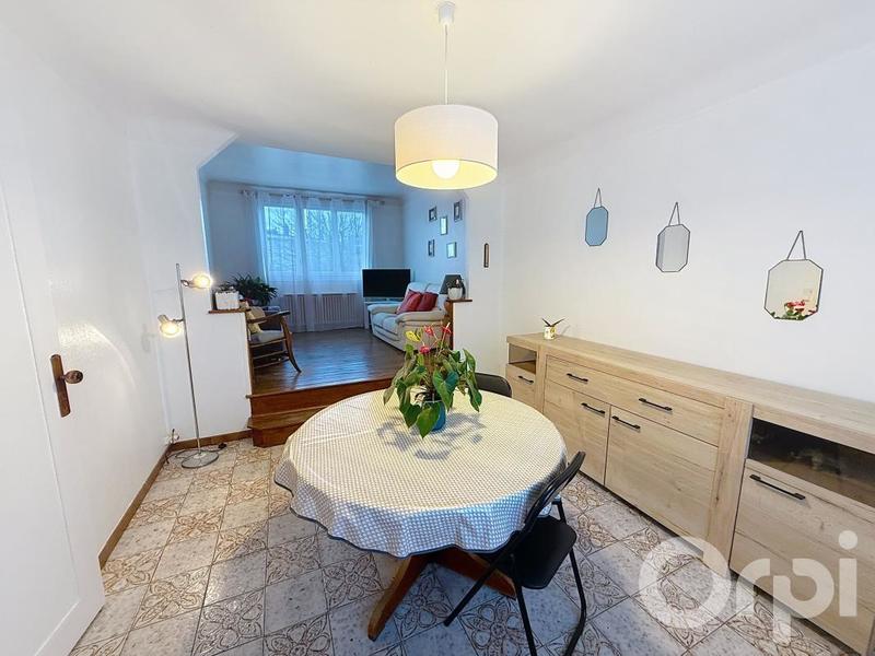 Maison - 82 m² - 4 pièces