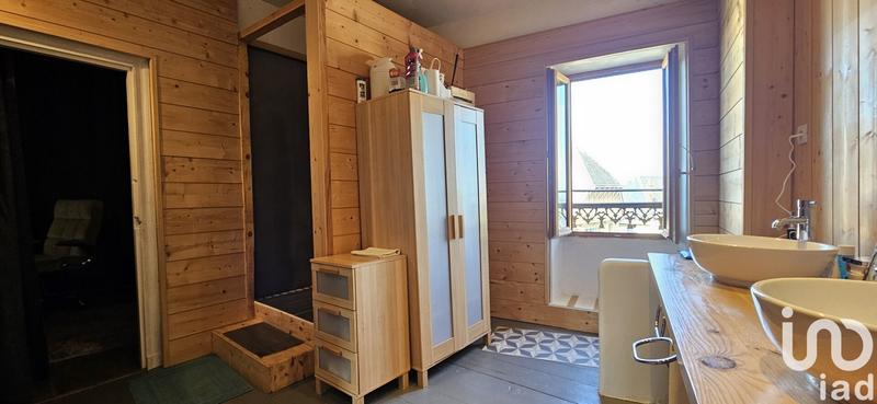 Maison - 270 m² - 11 pièces