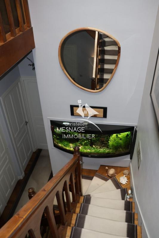 Maison - 236 m² - 8 pièces