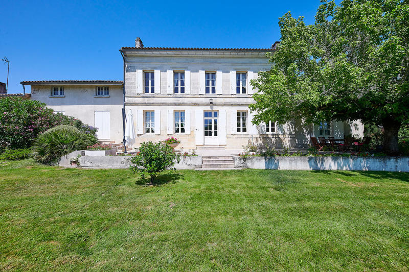 Propriété viticole - 200 m² - 7 pièces