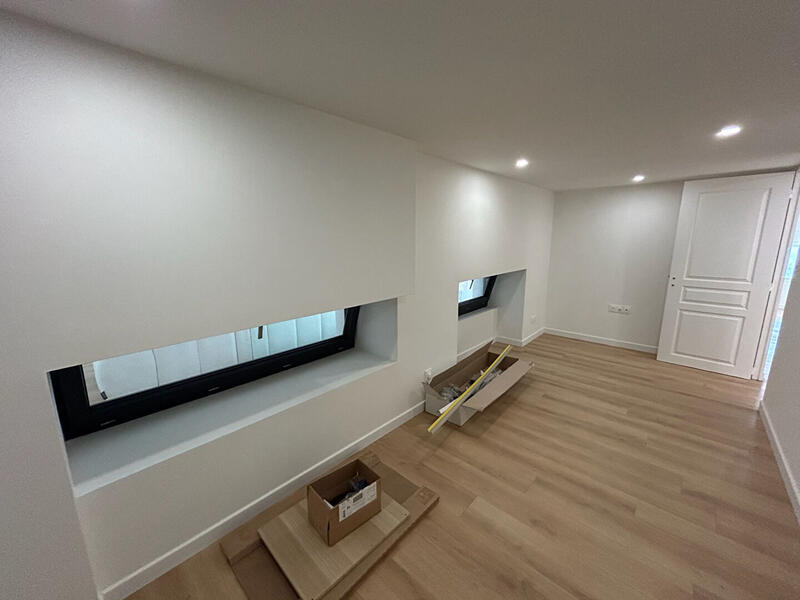 Appartement - 178 m² - 5 pièces