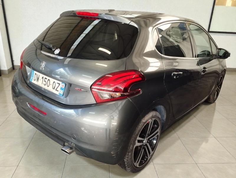 Peugeot 208 1.2 Thp 110 Gt Line 5p