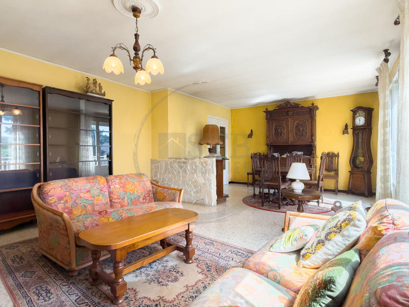 Maison - 147 m² - 6 pièces