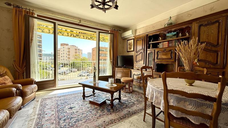 Appartement - 71 m² - 3 pièces