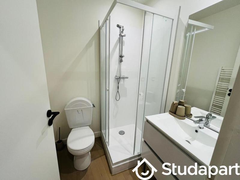 Chambre - 31 m² - 1 pièce