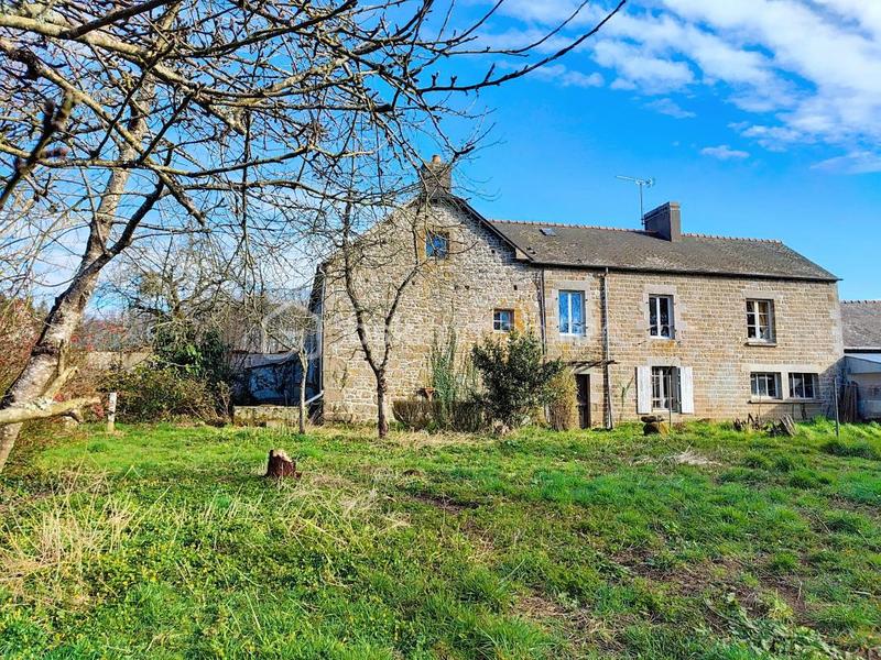 Demeure - 98 m² - 17 pièces