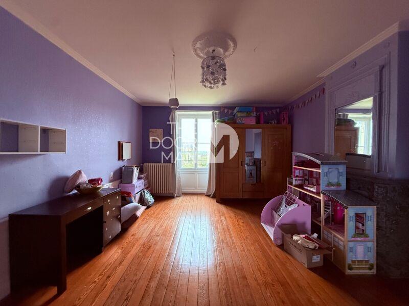 Maison de maîtres - 210 m² - 8 pièces