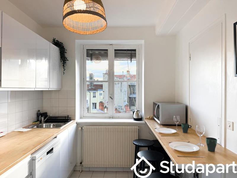 Chambre - 104 m² - 1 pièce