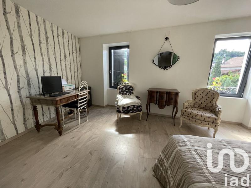 Maison de ville - 99 m² - 7 pièces