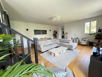 Maison - 164 m² - 7 pièces