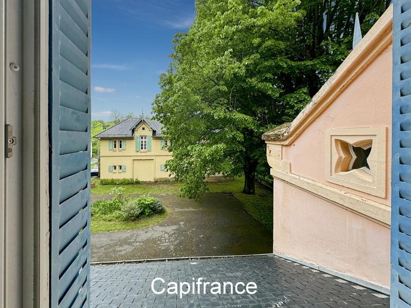 Propriété - 600 m² - 15 pièces