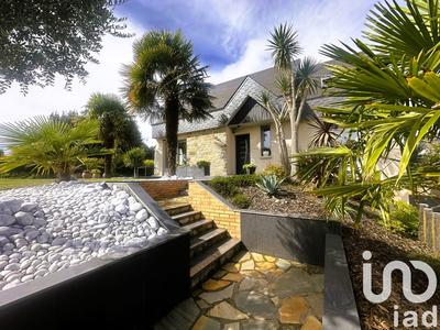 Maison - 177 m² - 6 pièces