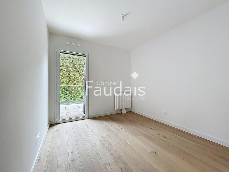 Appartement - 115 m² - 4 pièces