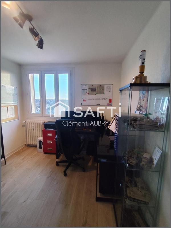 Appartement - 85 m² - 5 pièces