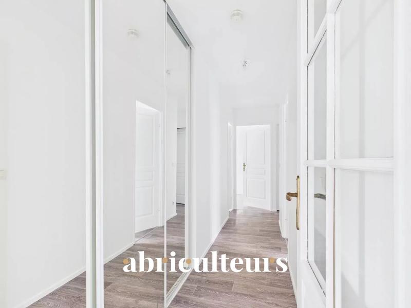 Appartement - 84 m² - 4 pièces