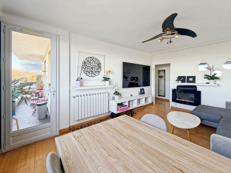 Appartement - 72 m² - 4 pièces