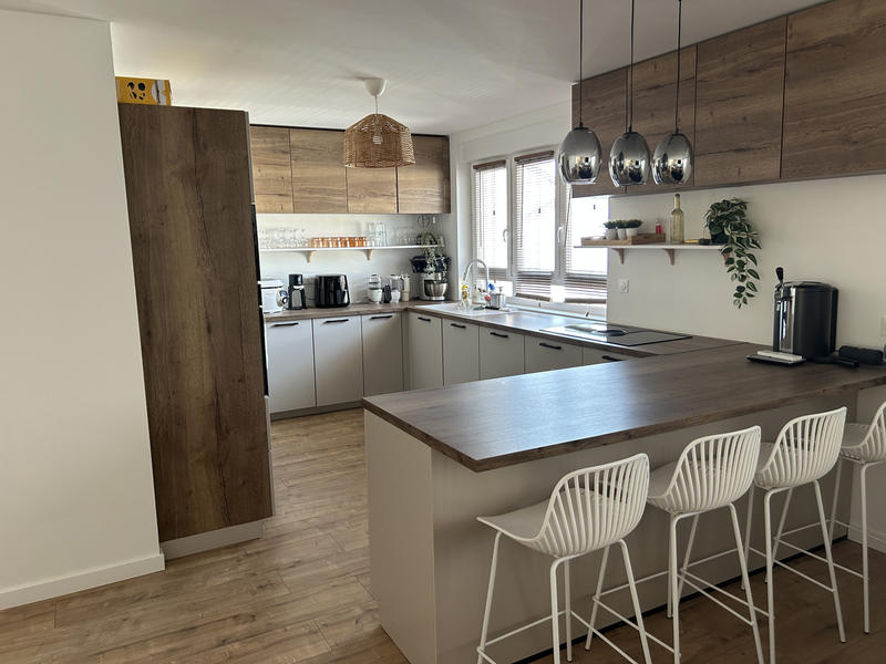 Appartement - 126 m² - 5 pièces