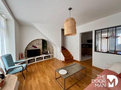 Maison - 92 m² - 4 pièces