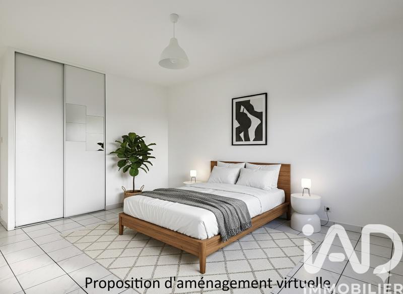 Appartement - 85 m² - 5 pièces