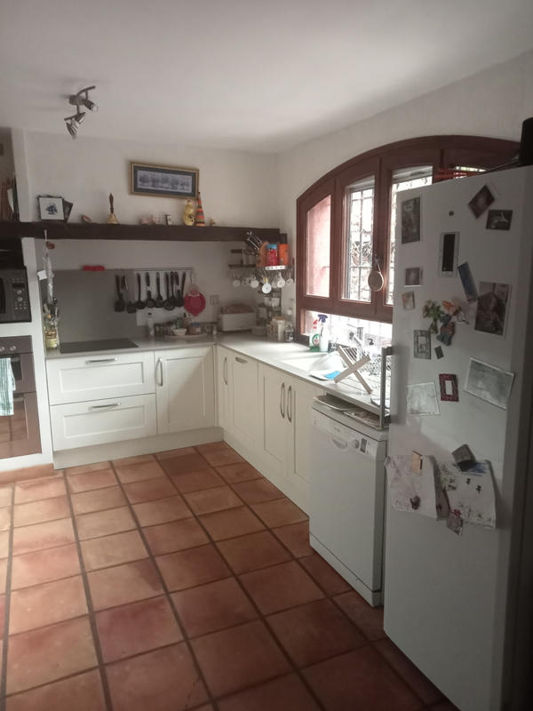 Maison - 275 m² - 9 pièces