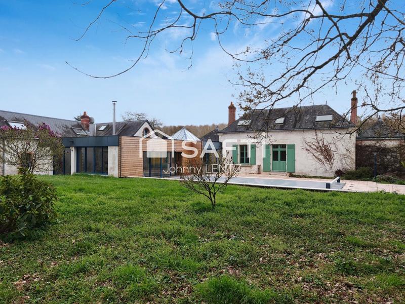 Maison - 245 m² - 8 pièces