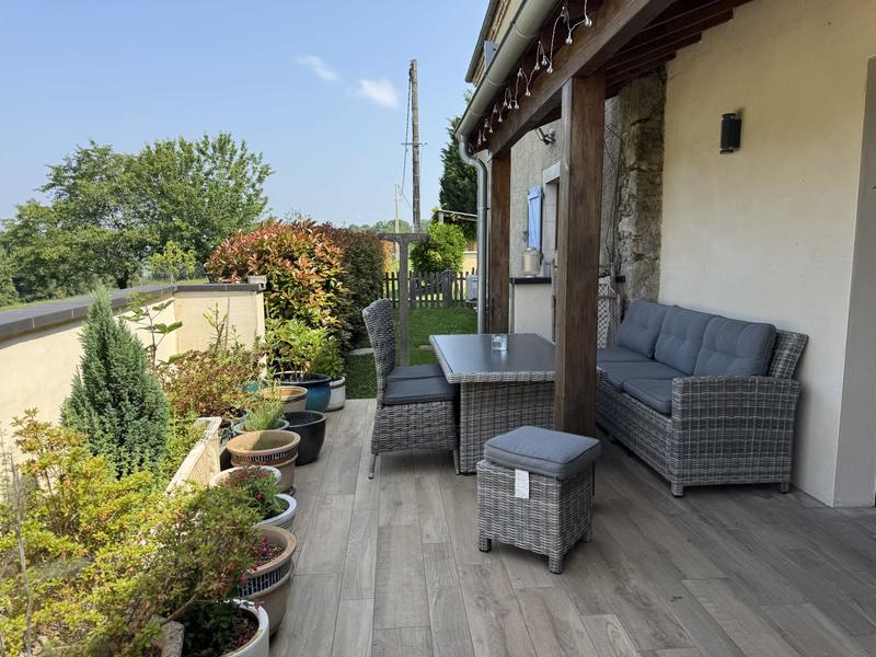 Maison - 221 m² - 9 pièces