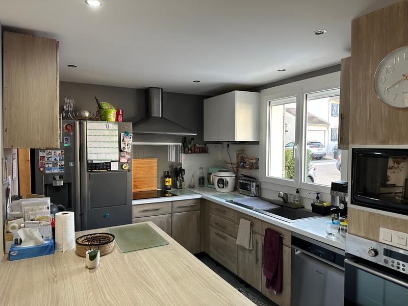 Maison - 92 m² - 4 pièces