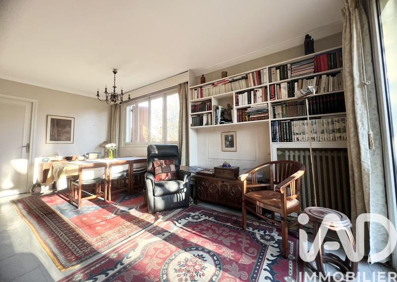 Maison - 98 m² - 5 pièces