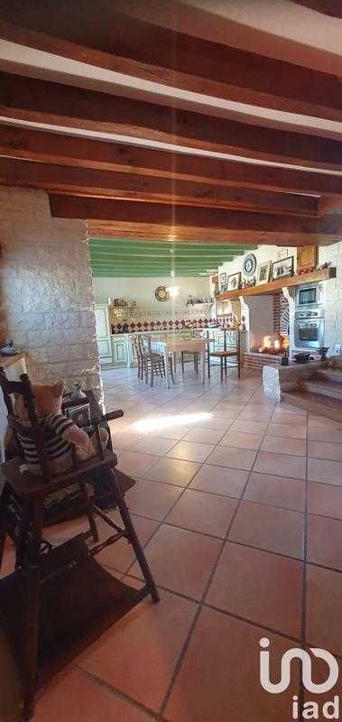 Maison - 328 m² - 5 pièces