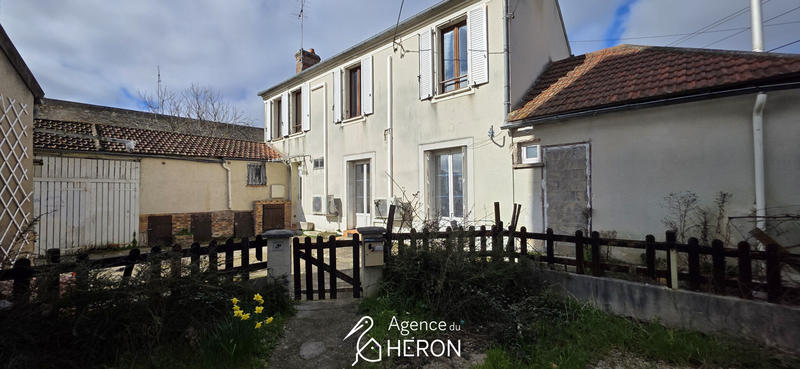 Maison - 91 m² - 5 pièces