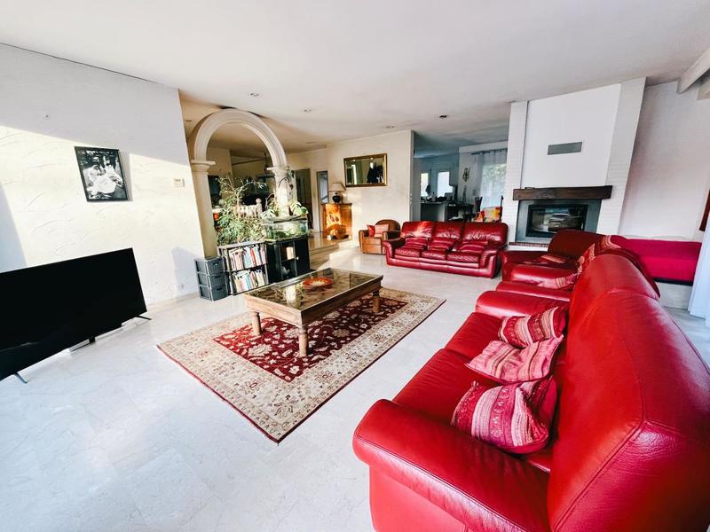 Maison d'architecte - 210 m² - 6 pièces