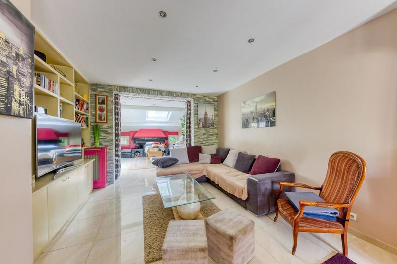 Maison - 177 m² - 5 pièces