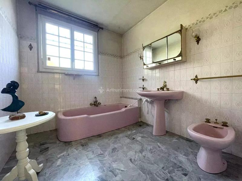 Maison - 139 m² - 7 pièces