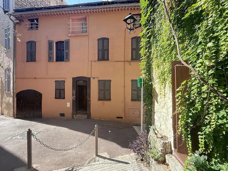 Immeuble - 139 m² - 7 pièces