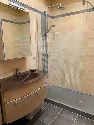 Appartement - 75 m² - 4 pièces