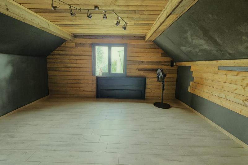 Maison - 93 m² - 4 pièces