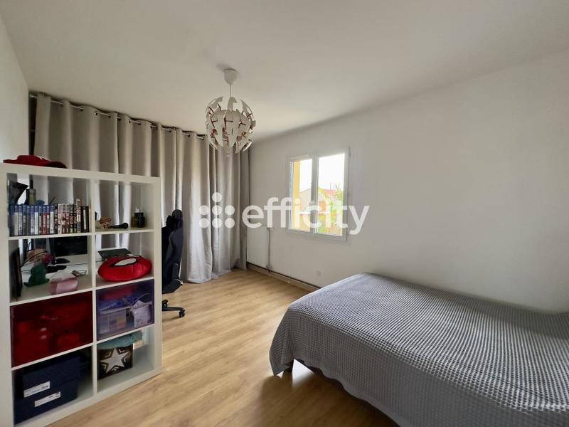 Villa - 140 m² - 5 pièces