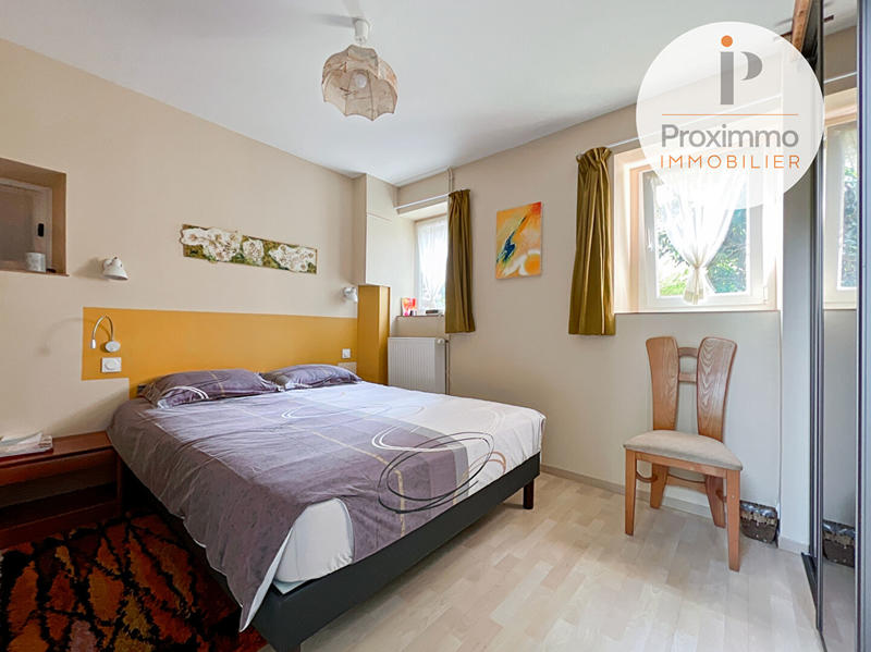 Maison - 190 m² - 10 pièces