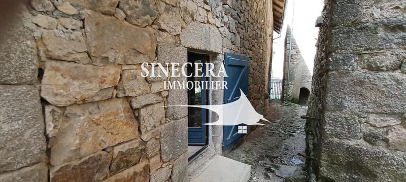 Maison - 240 m² - 7 pièces