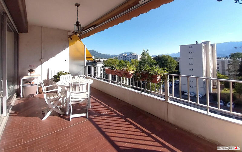 Appartement - 126 m² - 5 pièces