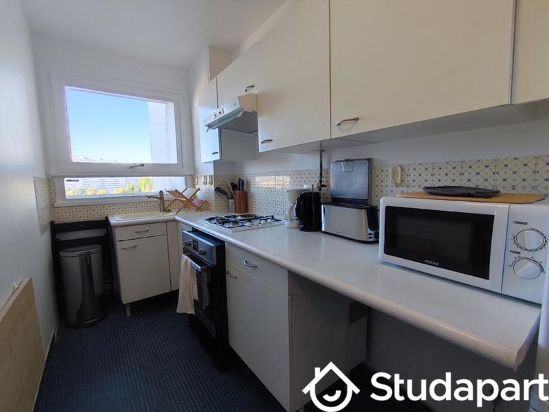 Chambre - 9 m² - 1 pièce