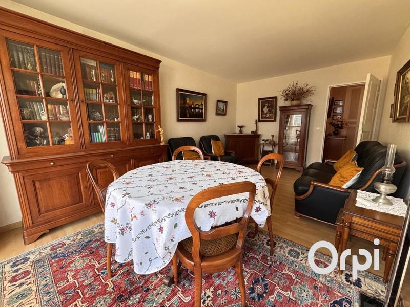 Appartement - 75 m² - 3 pièces