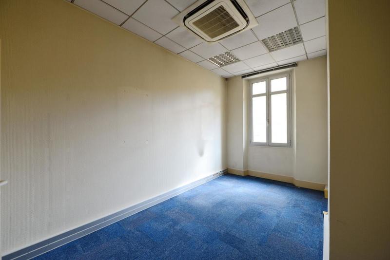 Local commercial - 200 m²