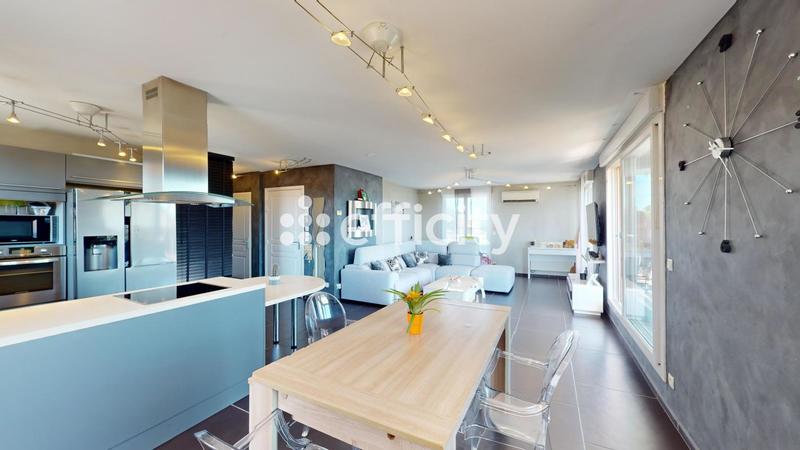 Appartement - 108 m² - 5 pièces