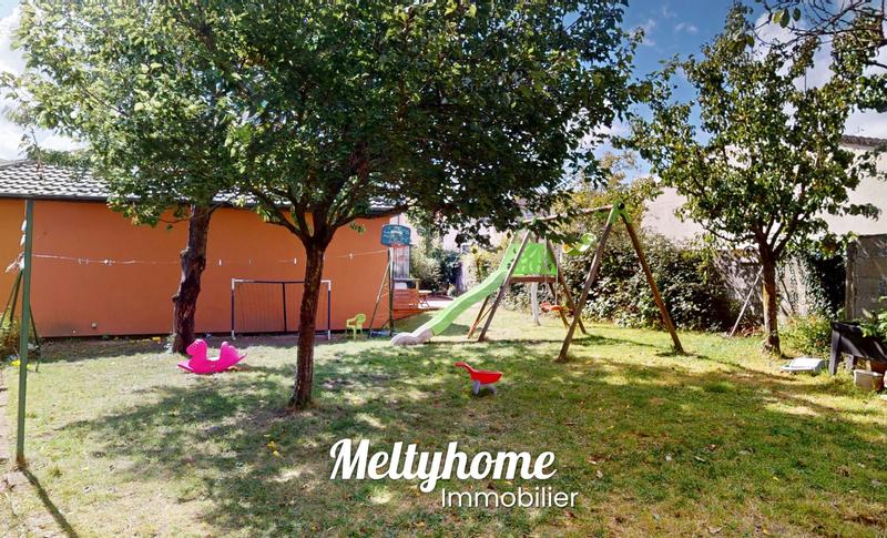 Maison - 95 m² - 4 pièces