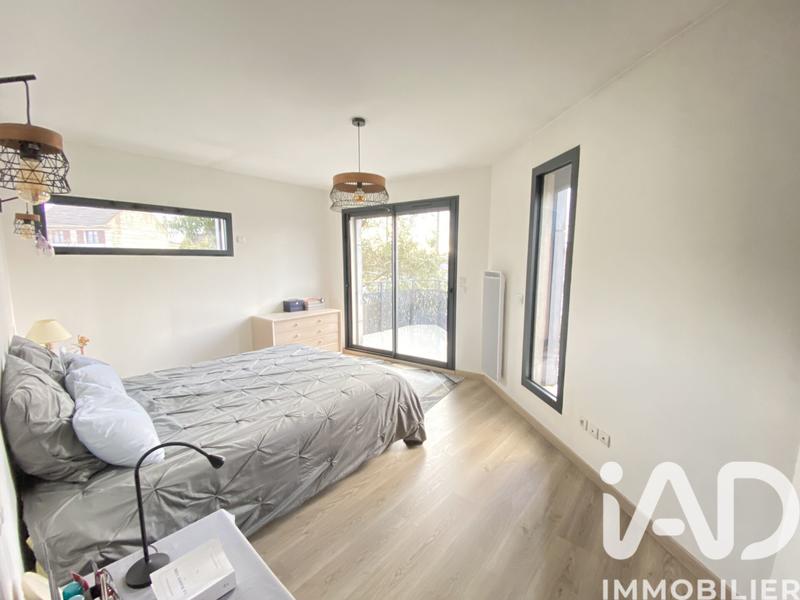 Maison - 137 m² - 6 pièces