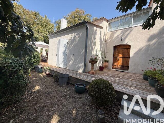 Maison - 215 m² - 7 pièces