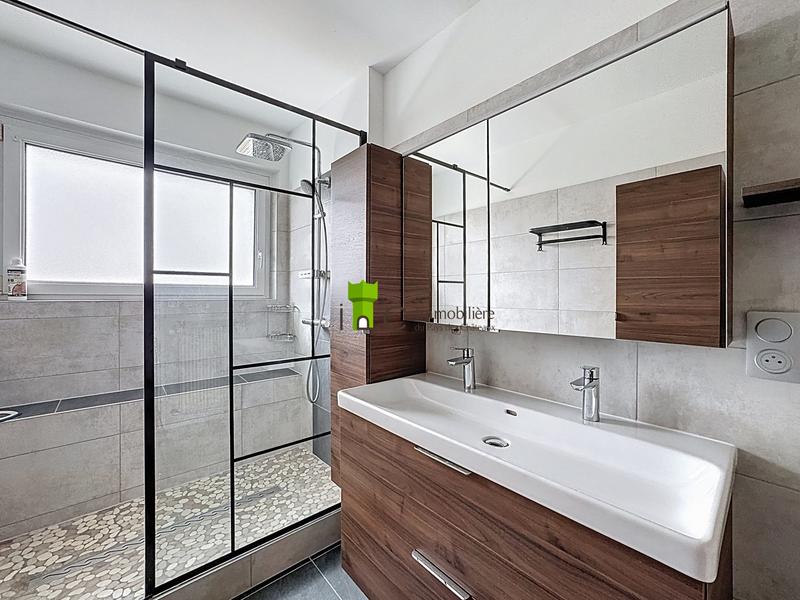 Appartement - 84 m² - 3 pièces